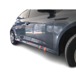 Renault Megane 4 (2016-2022) Aero Style Yan Marşpiyel Seti (Plastik)